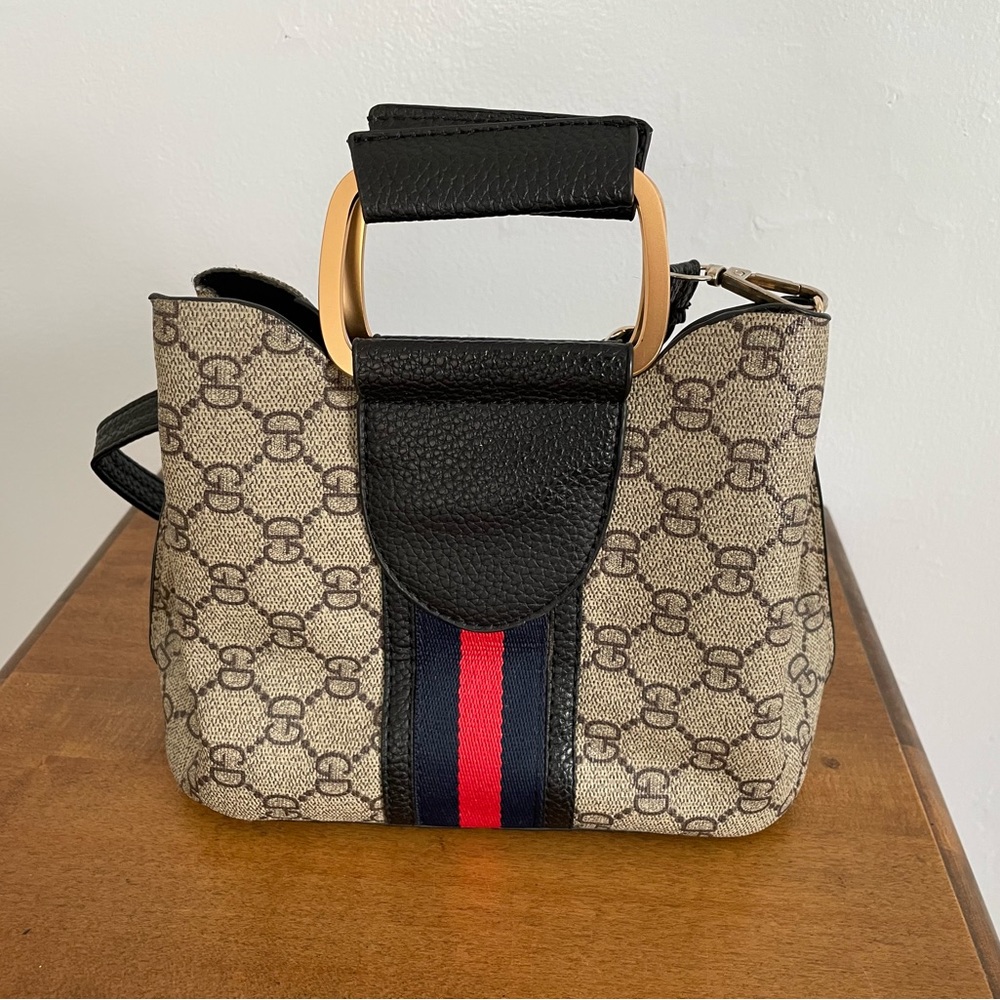 GD purse handbag - great to give your kids to play with to be like mom!